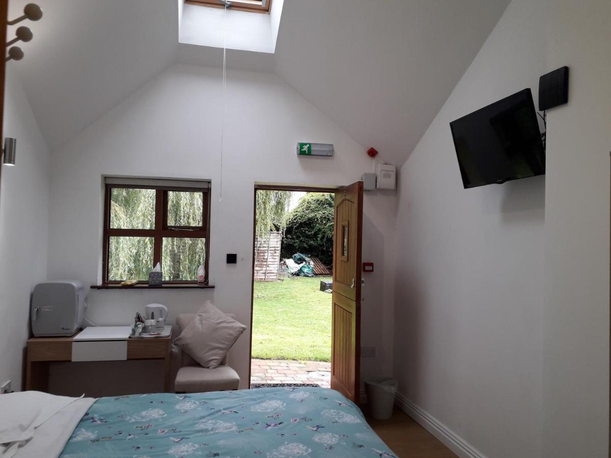Brook Barn B&B Hale  Dış mekan fotoğraf