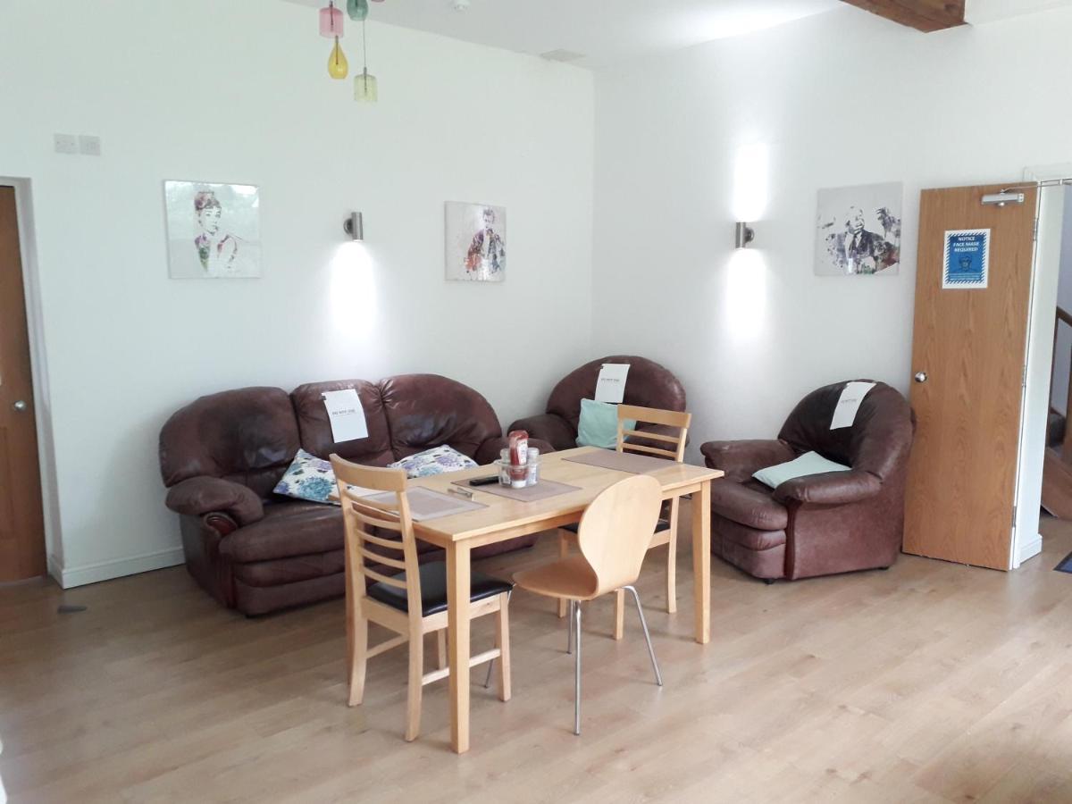Brook Barn B&B Hale  Dış mekan fotoğraf