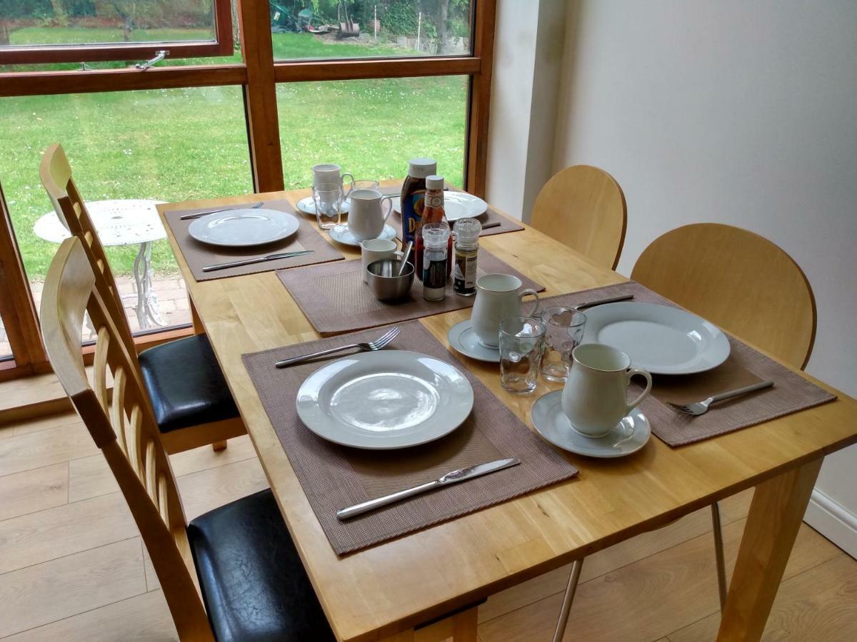 Brook Barn B&B Hale  Dış mekan fotoğraf
