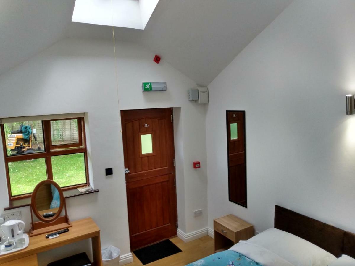Brook Barn B&B Hale  Dış mekan fotoğraf